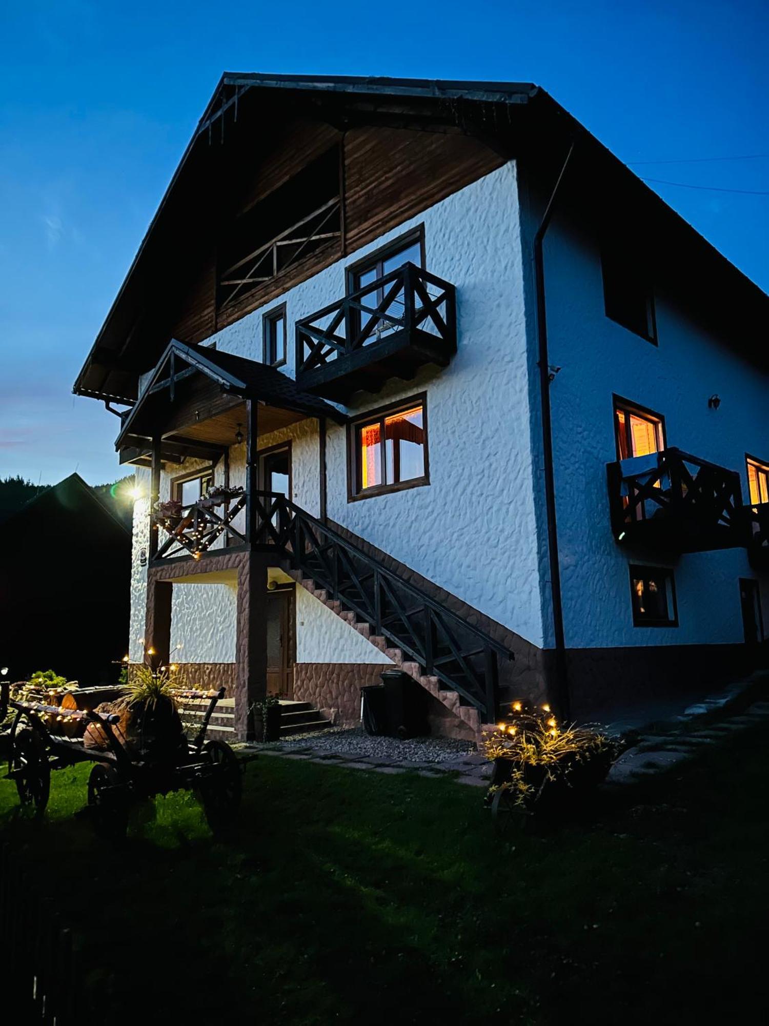 Guest house Lileya Bukovel Extérieur photo