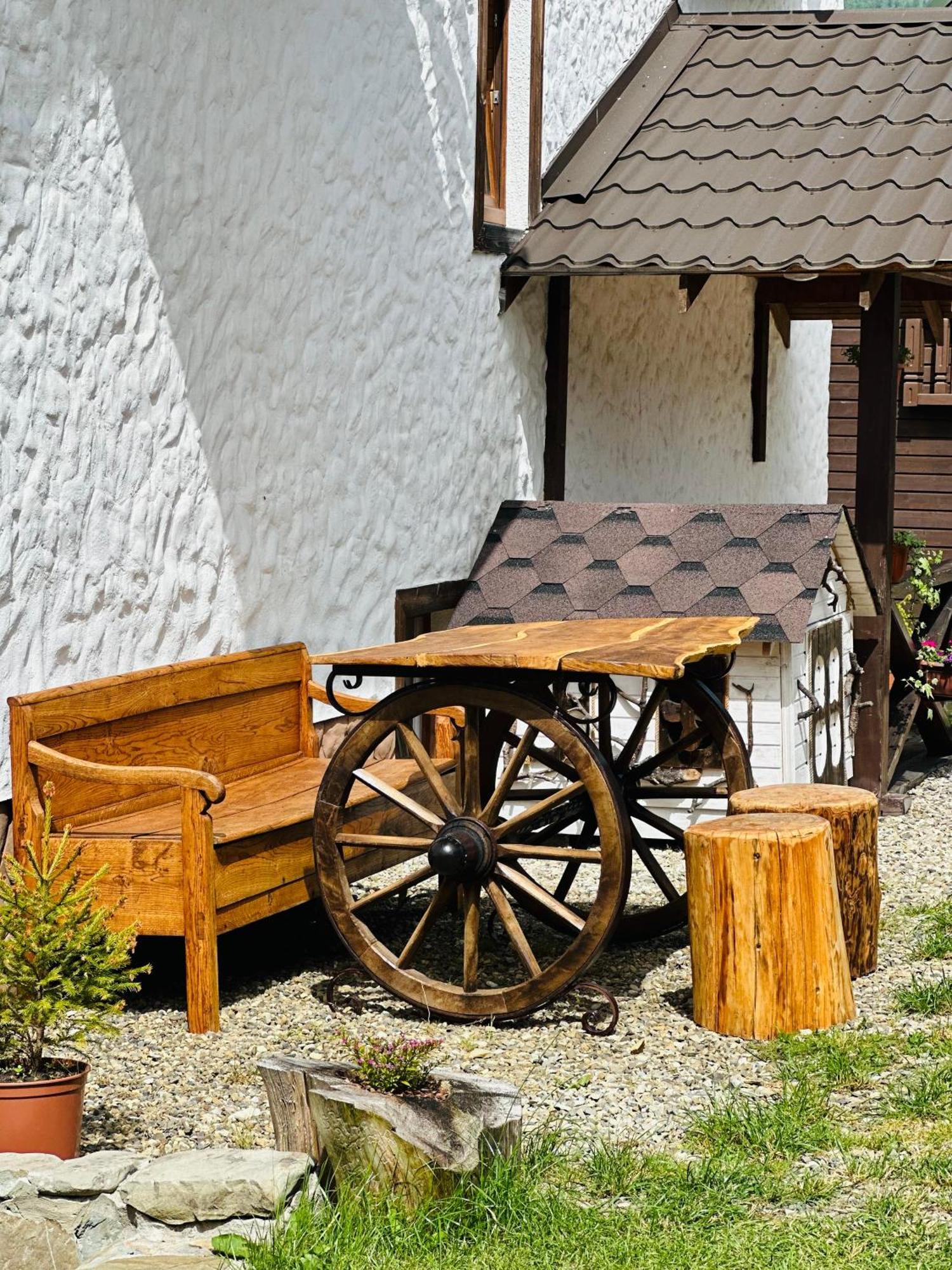 Guest house Lileya Bukovel Extérieur photo